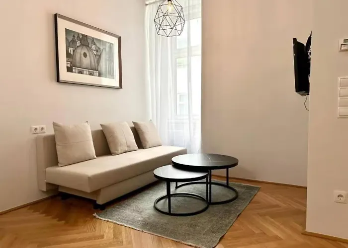 Apartament Easy-flat Burggasse- Near Metro