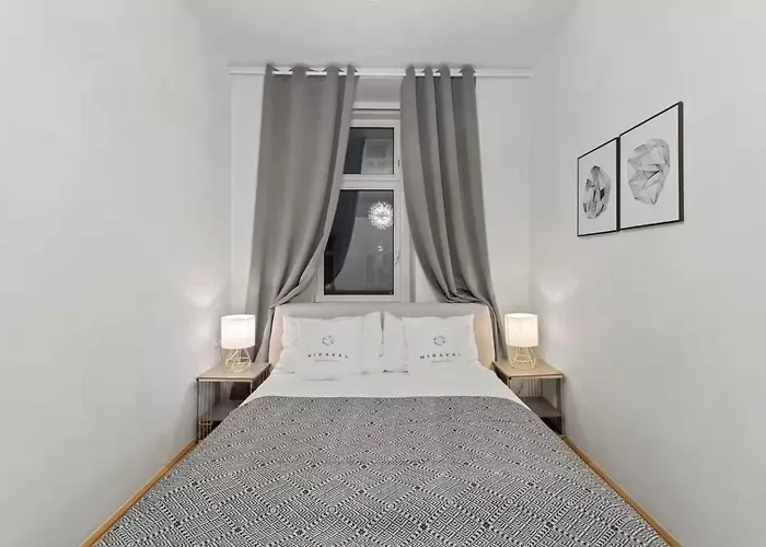 Apartament Easy-flat Burggasse- Near Metro
