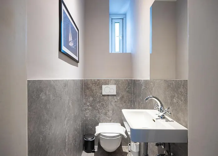 Apartament Easy-flat Burggasse- Near Metro Wiedeń