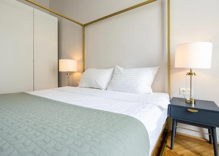 Easy-flat Burggasse- Near Metro Apartament
