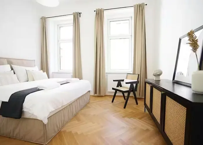 Easy-flat Burggasse- Near Metro Apartament Wiedeń