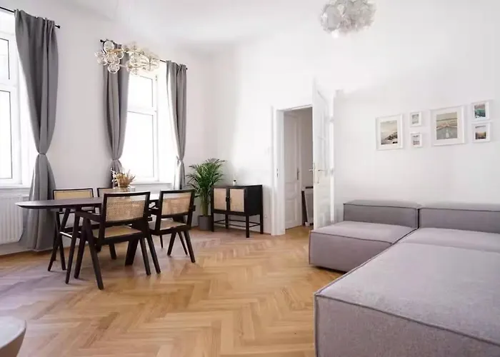 Easy-flat Burggasse- Near Metro