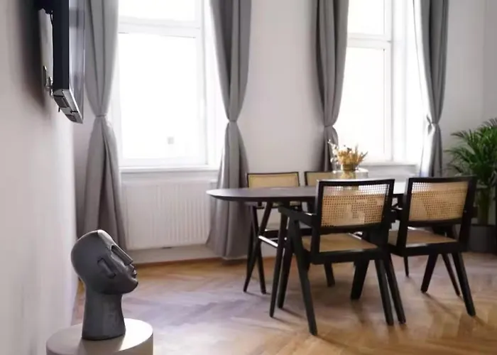 Easy-flat Burggasse- Near Metro Apartament *