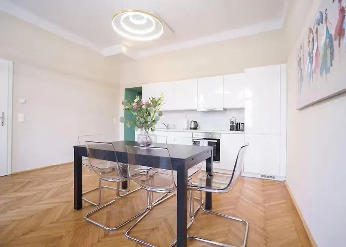 Apartament Easy-flat Burggasse- Near Metro Wiedeń